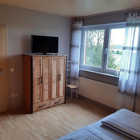 Ferienwohnung Van Den Berg Rees Esterno foto